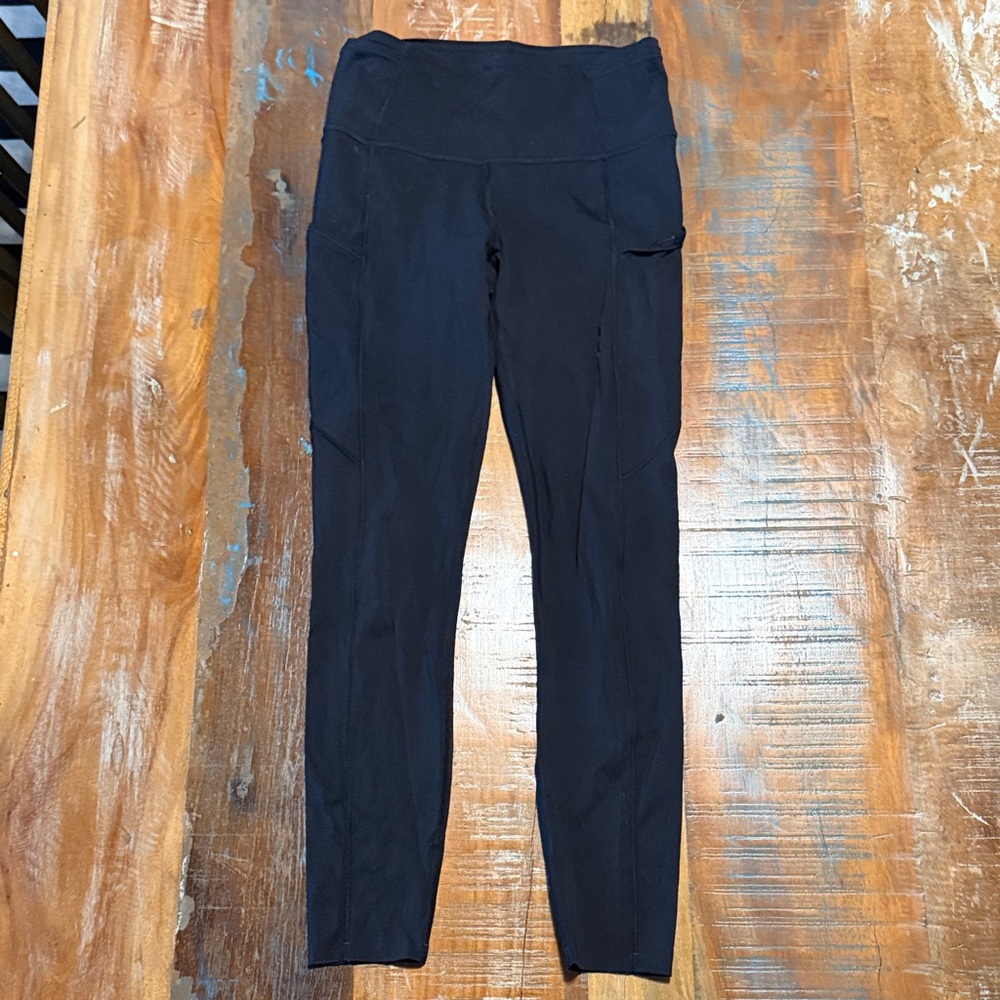 Lululemon Women’s Black High-Waisted Leggings - size:4